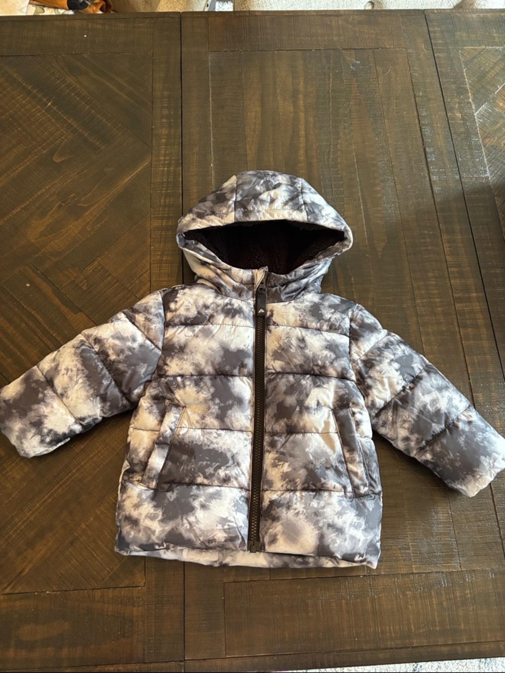 Ozark Trail Gray and White Tie-Dye Puffer Jacket - Kids